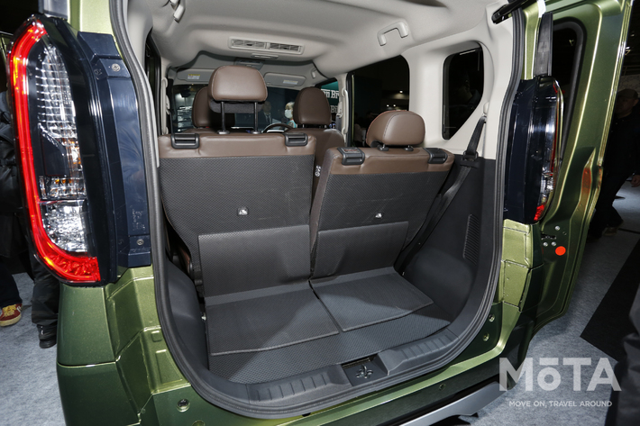 三菱ブース、ekスペース