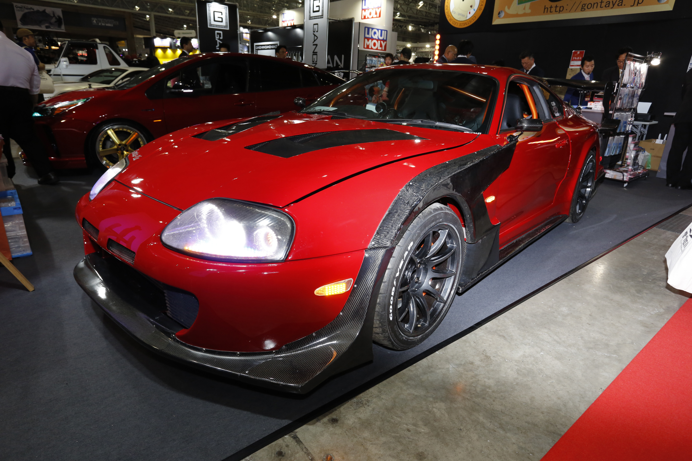新型スープラが実習車 Diyで750馬力の驚き80スープラも 東京オートサロン 東京オートサロン Mota