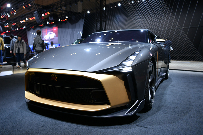 1億円超え 世界に1台しかない仕様のgt Rを展示 東京オートサロン 東京オートサロン Mota