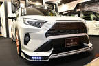 ROWENブース 新型RAV4