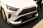 ROWENブース 新型RAV4