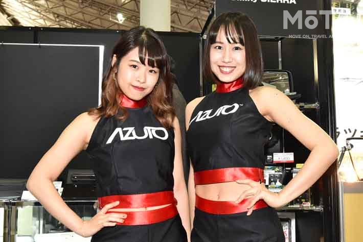 メルセデス＆レクサスUXユーザーの不満を解消するAZUTOの上質なカップホルダー【東京オートサロン2020】