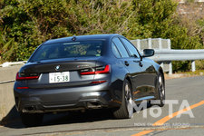 BMW 新型3シリーズ “M340i xDrive”(直6 3リッターガソリンターボエンジン搭載)