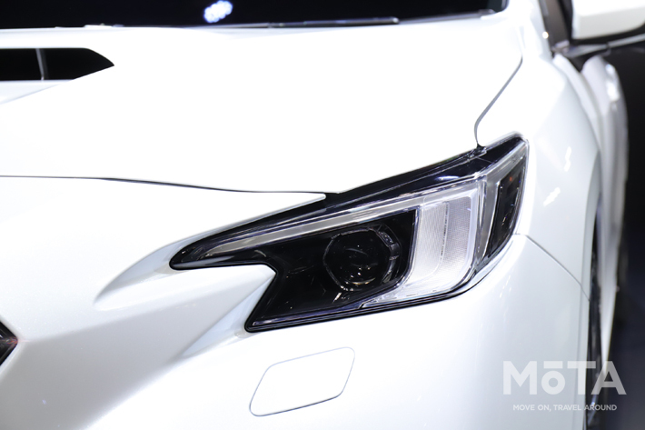 スバル レヴォーグプロトタイプ STIスポーツ