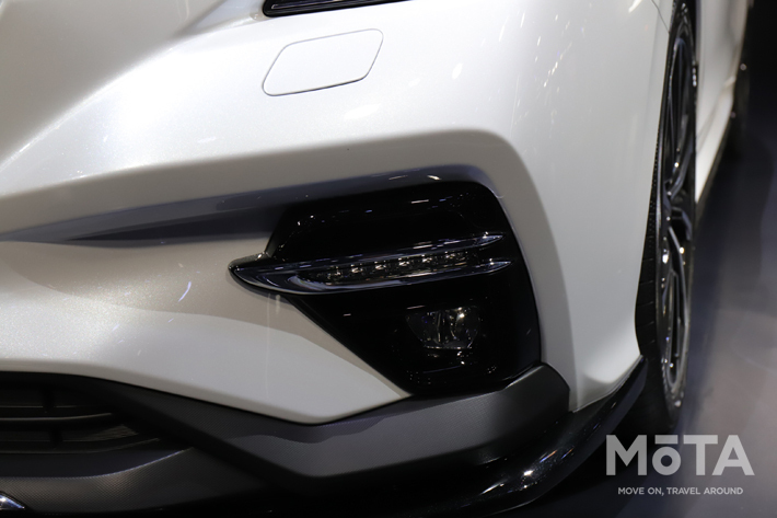 スバル レヴォーグプロトタイプ STIスポーツ