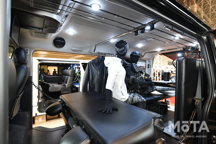 NEEDSBOXブース ハイエース