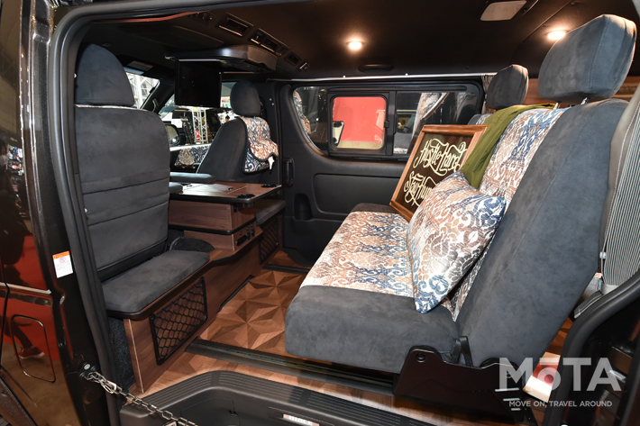 OGUshowブース ハイエース