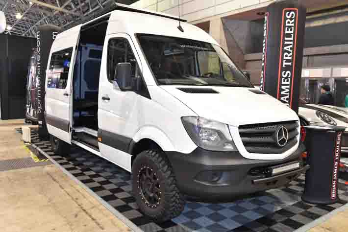 ベンツの商用ワンボックスカスタムがアツい 東京オートサロン 東京オートサロン Mota ベンツの商用ワンボックスカスタムがアツい 東京オートサロン 東京オートサロン Mota