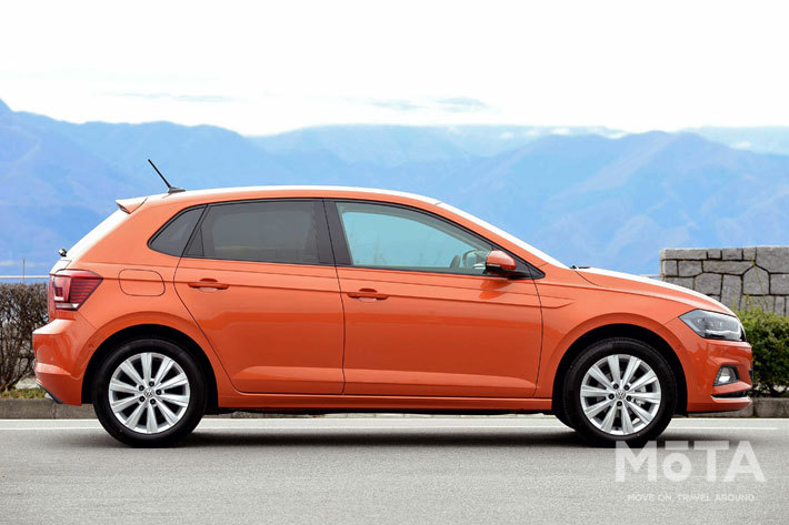 フォルクスワーゲン ポロ TSIハイライン[ボディカラー：エナジェティックオレンジメタリック]