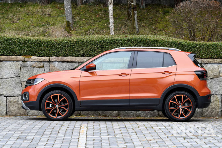 フォルクスワーゲン T-Cross(ティー・クロス)  TSI 1st Plus[FF]