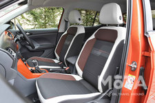 フォルクスワーゲン T-Cross(ティー・クロス)  TSI 1st Plus[FF]