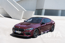 BMW 新型M8 グランクーペ