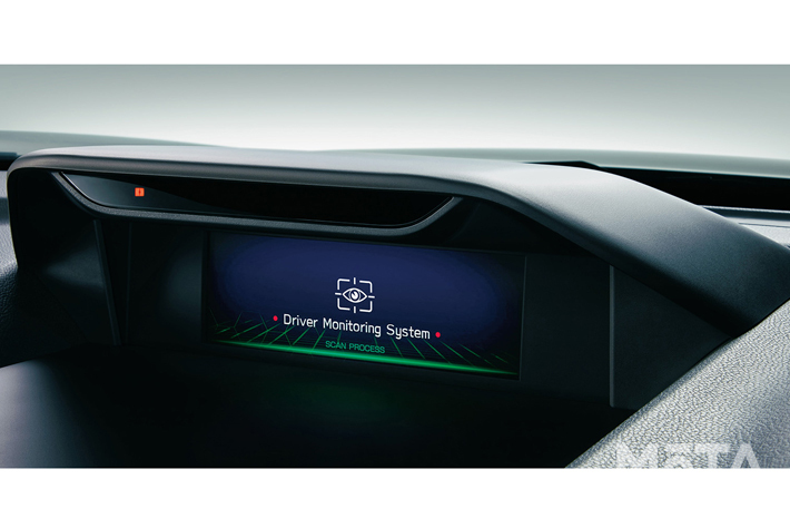 フォレスターに採用されているDMSはドライバーの疲労度などを測定する機能だ。今後はAIやアイサイトと連動することで機能拡張すると見られる