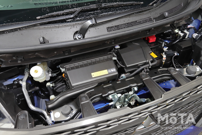 三菱　eKクロススペース