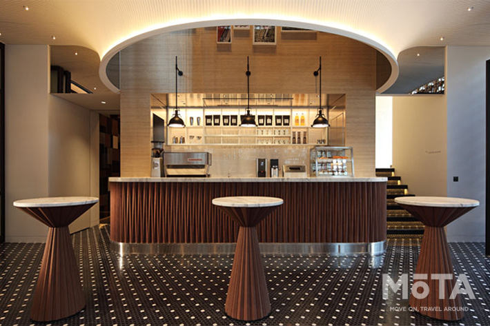 [INTERSEXT BY LEXUS - TOKYO(東京都港区南青山)]