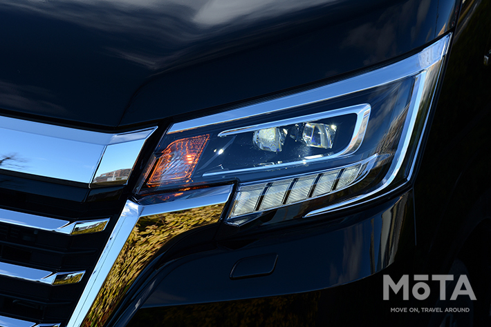 トヨタ　グランエース