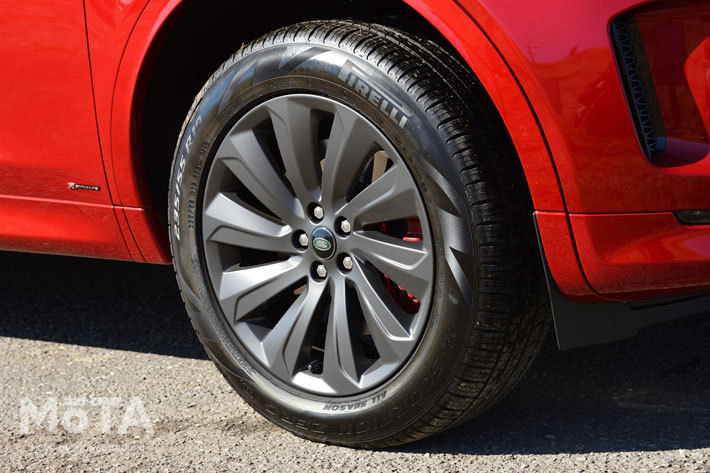 LANDROVER DISCOVERY SPORT(ランドローバー ディスカバリースポーツ) R-DYNAMIC SE D180[4WD](オプション装着車)