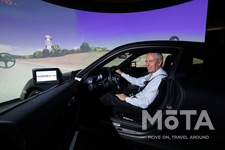 ピレリが導入した最新型シミュレータ