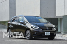 ホンダ 新型フィット(4代目) FIT e:HEV LUXE(リュクス)[HYBRID]