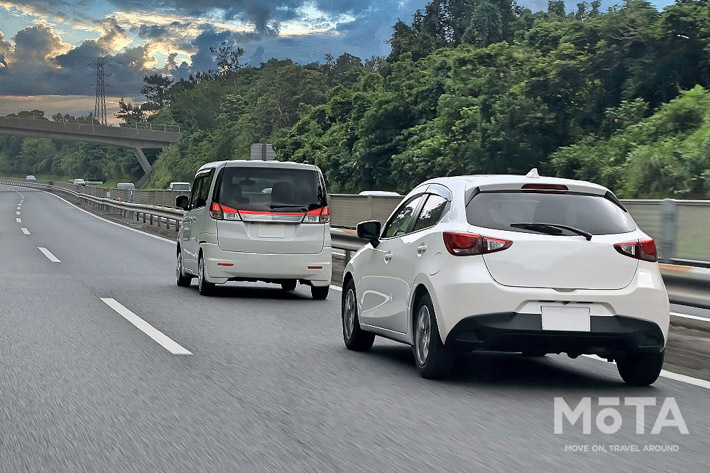 あおり運転のイメージ