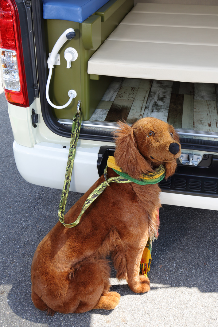 愛犬家必見 ペットと一緒の車中泊やアウトドアを超快適にするハイエース Dog Ace ドッグエース ダイレクトカーズ Vol 6 画像ギャラリー No 9 車のパーツ カー用品などオススメの車カスタム情報をご紹介 21年最新 自動車カスタム パーツ解説記事 愛犬家必見 ペットと一緒の車中泊やアウトドアを超快適にするハイエース Dog Ace ドッグエース ダイレクトカーズ Vol 6 画像ギャラリー No 9 車のパーツ カー用品などオススメの車カスタム情報をご紹介 21年最新 自動車カスタム パーツ解説記事