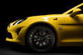 アルピーヌ A110に多彩なカラーの限定2モデルが登場｜オーダープログラムも順次日本導入