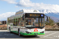 世界文化遺産、富士山を守れ！ 富士五湖エリアでガラガラ音のしない次世代電気バスが運行開始