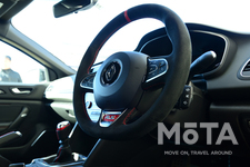 ルノーメガーヌRSトロフィRつくば試乗