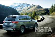 三菱 アウトランダー