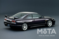 日産 スカイライン GT-R R33型