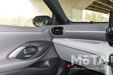 トヨタ ヤリス Z[1.5Lガソリン／2WD(FF)／CVT]