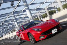 フェラーリ F12ヴェルリネッタ