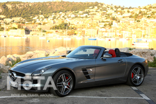 メルセデス・ベンツ　SLS AMG