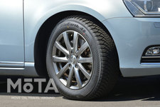 オールシーズンタイヤ「BluEarth-4S AW21」[横浜ゴム]／装着車：フォルクスワーゲン パサートヴァリアント