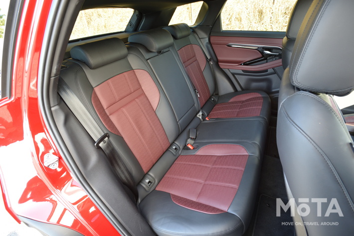 ランドローバー・レンジローバー イヴォーク R-DYNAMIC HSE P300 MHEV