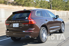 ボルボ XC60 T8 Twin Engine AWD Inscription