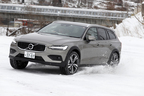 ボルボ V60 Cross Country(クロスカントリー) T5 AWD Pro