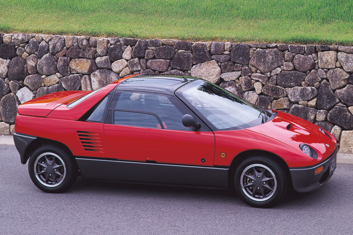 未体験ハンドリングマシーン と呼ばれたマツダ Az 1 その姿はまるでイタリアンスーパーカー I Love 軽カー コラム Mota