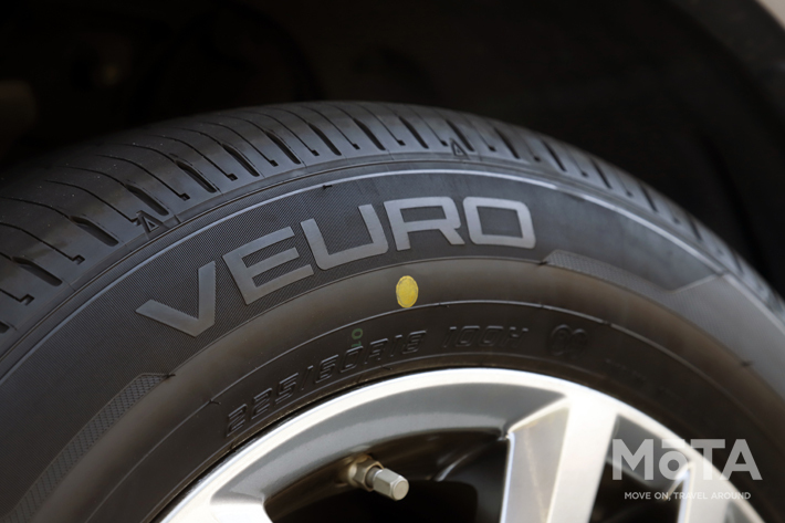 プレミアムコンフォートタイヤ「DUNLOP VEURO VE304(ダンロップ ビューロ ブイイーサンマルヨン)」