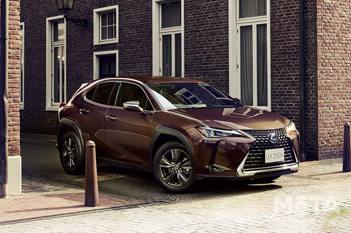 大人の色気を纏ってイメチェン！レクサス UX250hに特別仕様車“Brown Edition”登場