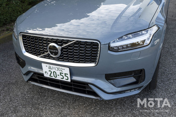 ボルボ 新型XC90 D5 AWD R-Design[特別仕様車](ボディカラー：サンダーグレーメタリック)