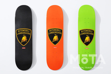 ランボルギーニ×シュプリームコラボアイテム