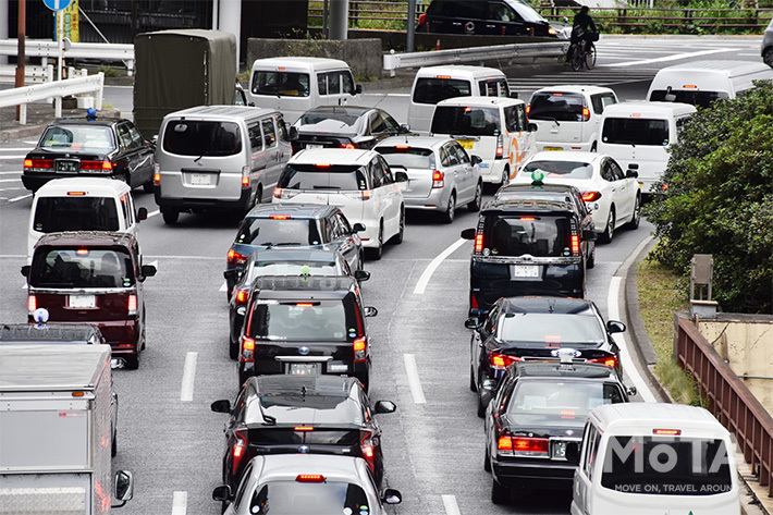 高速道路に多い渋滞は 上り坂 と サグ部 に集中していた ドライバーが気をつけるべき追突事故を避けるためのポイントとは 初心者必見 編集部が語る自動車購入ノウハウ Mota