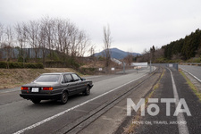 中央自動車道の“廃道”[「かつての高速道路」を往く]／クルマは遠藤イヅル氏の愛車、1988年式 フォルクスワーゲン サンタナ Xi5アウトバーンDOHC