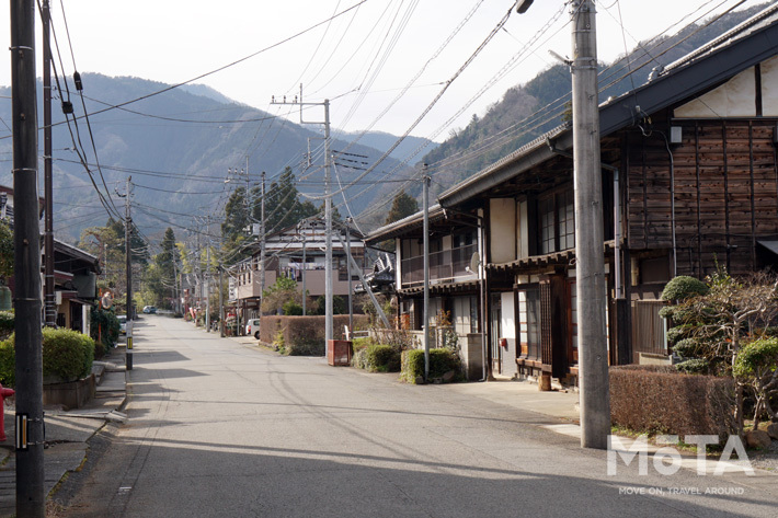 旧・甲州街道の宿場町「野田尻宿」／中央自動車道の“廃道”[「かつての高速道路」を往く]