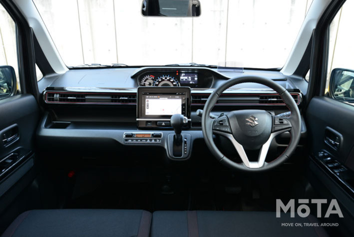 スズキ ワゴンR スティングレーのインパネ