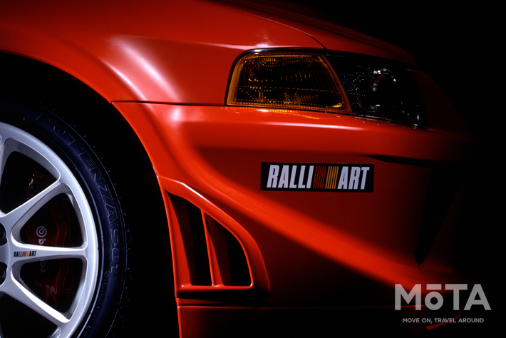 三菱 ランサーエボリューションVI トミ・マキネンエディション