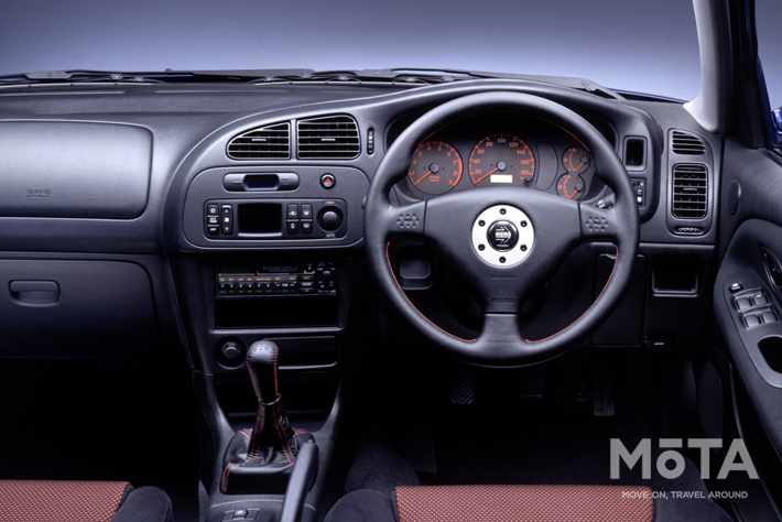 三菱 ランサーエボリューションVI トミ・マキネンエディション