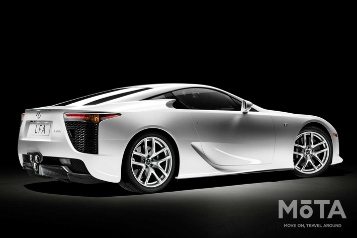 レクサス LFA