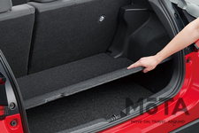 おすすめ純正オプションパーツ５選　トヨタ ヤリス編　アジャスタブルデッキボードセット